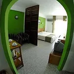 Edificio Novo Rosamar Al Vendégház