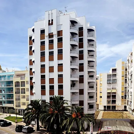 Edificio Novo Rosamar Al Vendégház