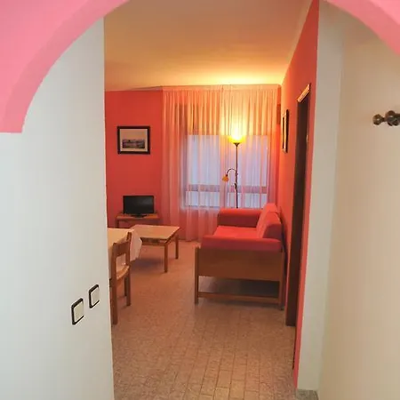 Edificio Novo Rosamar Al 3*