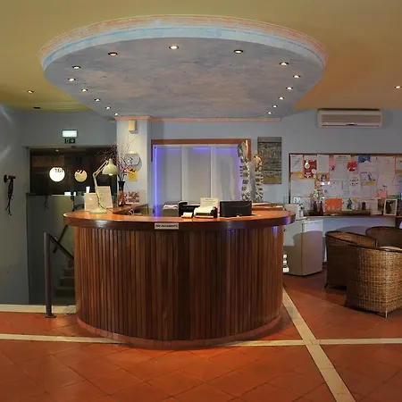 Edificio Novo Rosamar Al Casa de hóspedes