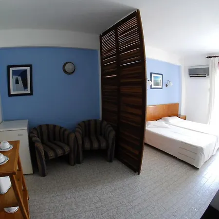 Πανσιόν Edificio Novo Rosamar Al