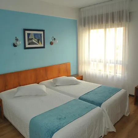 Edificio Novo Rosamar Al Πανσιόν 3*