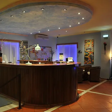 Edificio Novo Rosamar Al Silves