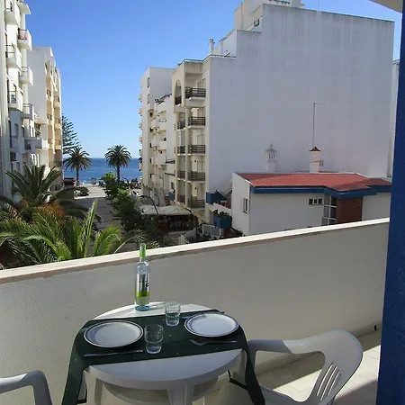 Pensión Edificio Novo Rosamar Al 3*