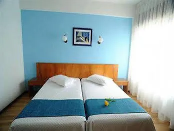 Pensjonat Edificio Novo Rosamar Al 3*